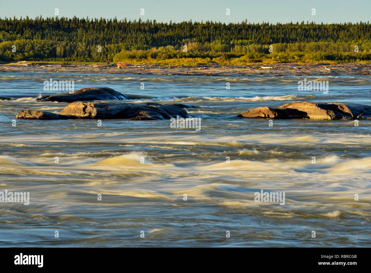 Rapide del annegato sul fiume Slave, Fort Smith, Northwest Territories, Canada Foto Stock