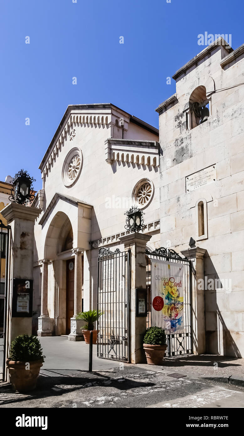 Cattedrale dei Santi Filippo e Giacomo di Sorrento, Italia Foto Stock