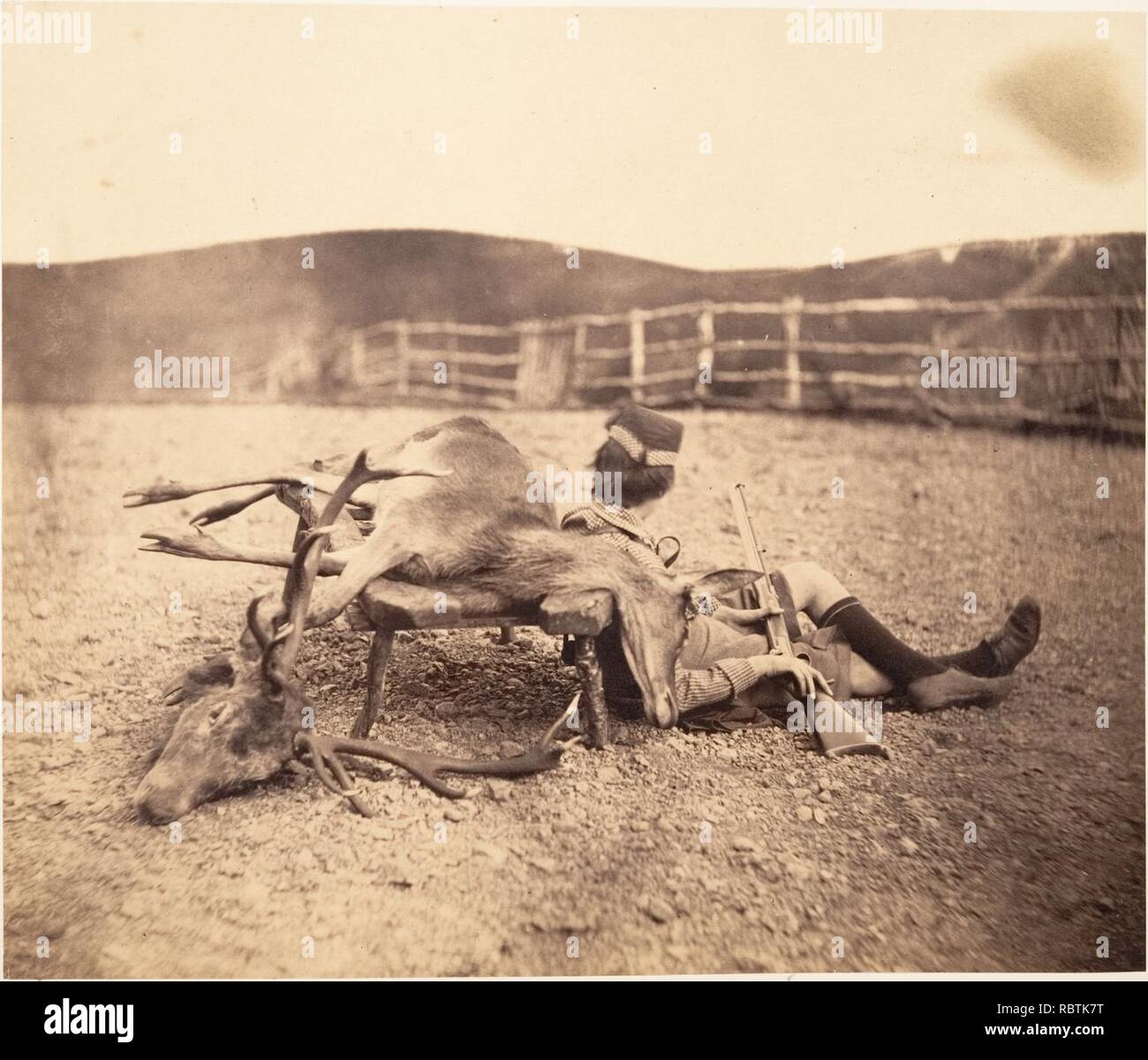 -Peel Ross con trofei di caccia- Foto Stock