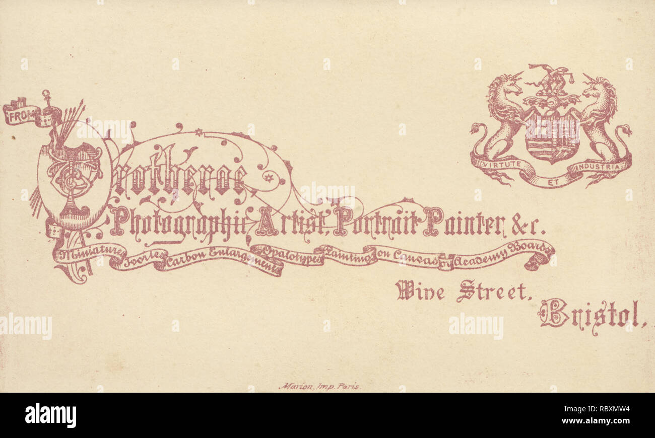 Pubblicità vittoriano CDV (Carte De visite) che mostra l'illustrazione e la calligrafia da Protheroe artista fotografico e ritrattista, Bristol Foto Stock
