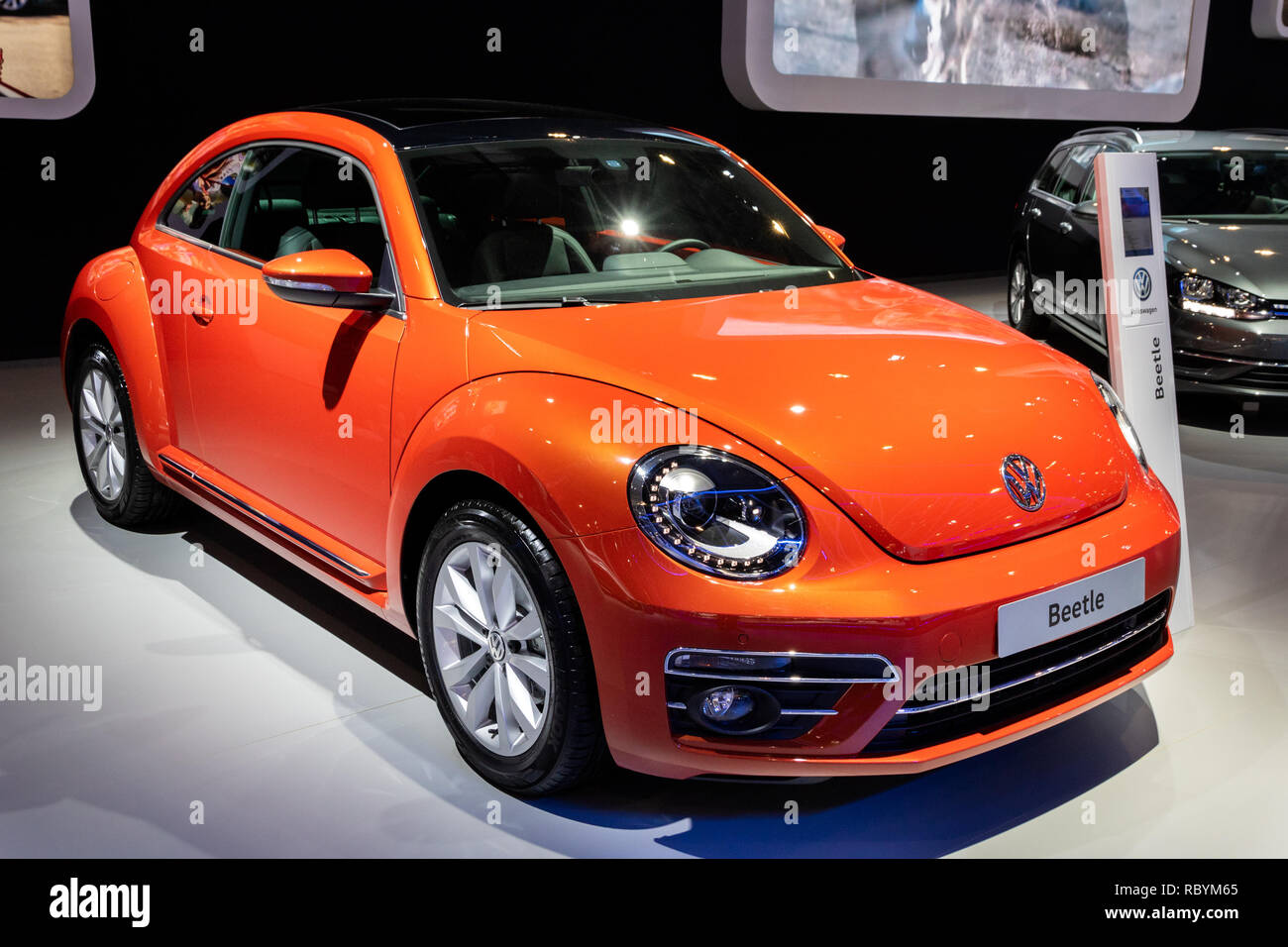 Bruxelles - Jan 10, 2018: Volkswagen maggiolino auto esposti all Expo di Bruxelles Autosalon motor show. Foto Stock