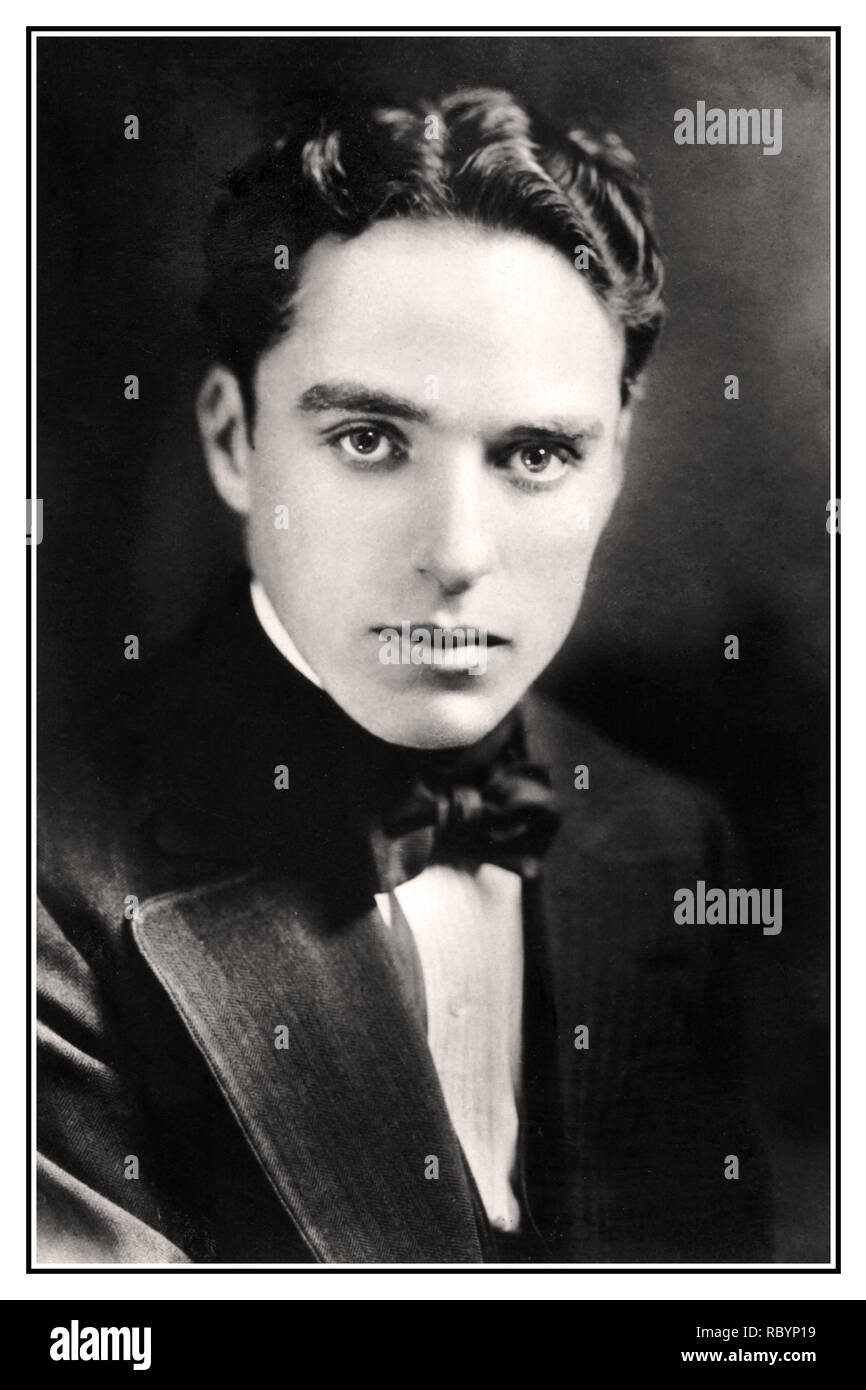 CHARLIE CHAPLIN RITRATTO Archive c1916 Immagine di Charlie Chaplin celebri film muti British film comico di attore e regista. Sir Charles Spencer Chaplin KBE (16 Aprile 1889 - 25 dicembre 1977) un iconico inglese attore comico, regista e compositore che ha raggiunto la fama in epoca di film muto. Foto Stock