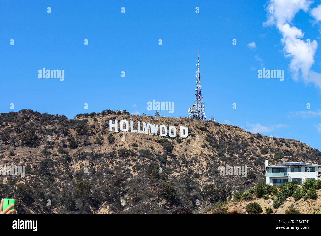 Il segno di Hollywood (ex Hollywoodland segno) è un punto di riferimento americano e icona culturale che si affaccia su Hollywood e Los Angeles, California Foto Stock