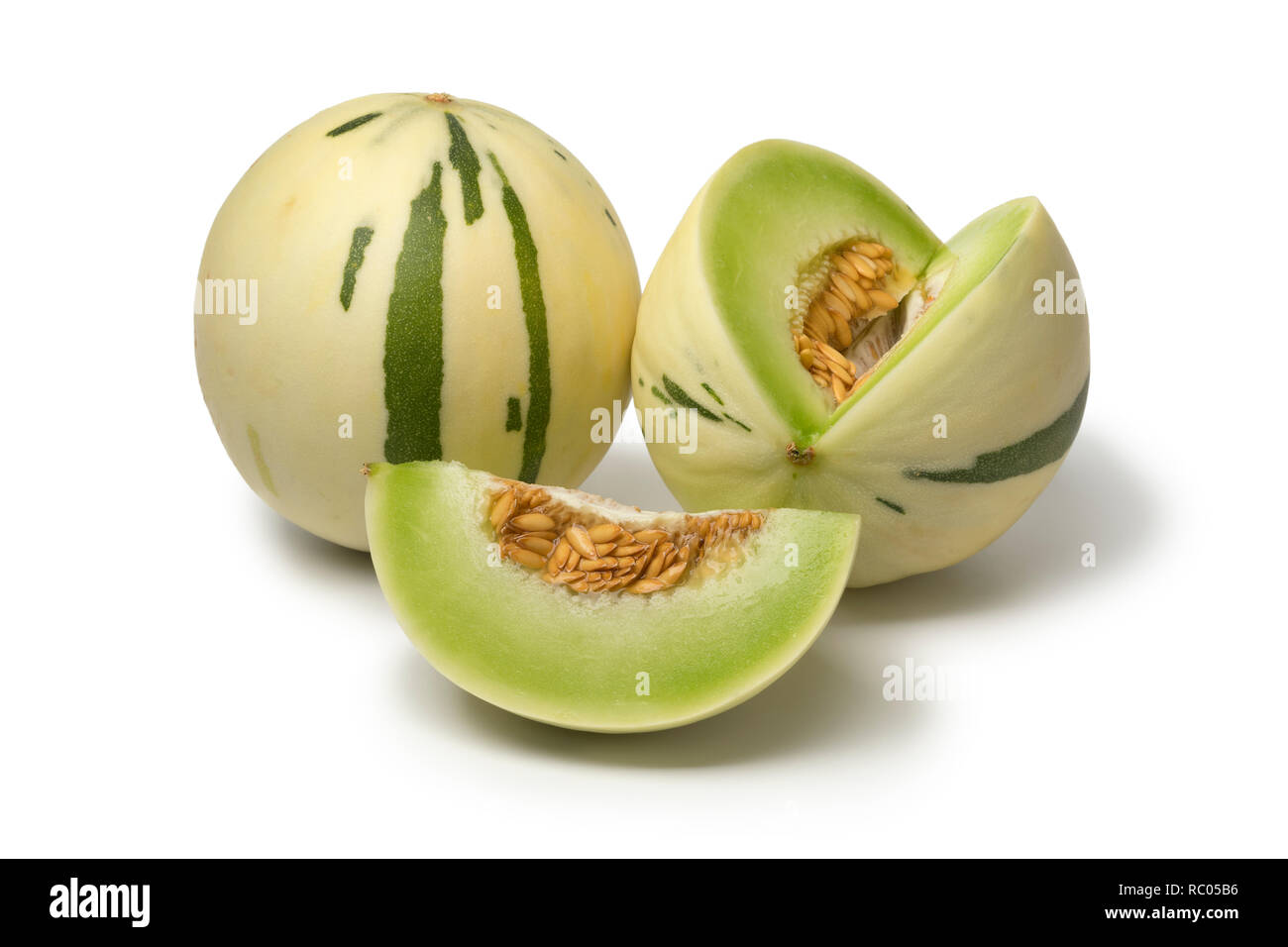 Coppia di bianco melata di meloni e di un cuneo isolati su sfondo bianco Foto Stock