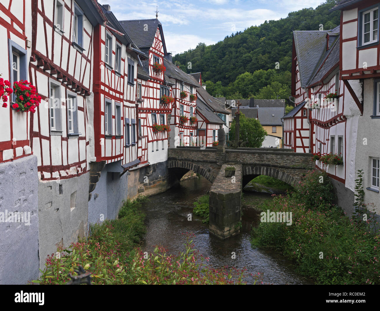 Monreal im Elztal, Landkreis Mayen-Coblenza, Vordereifel, Rheinland-Pfalz, Deutschland Foto Stock