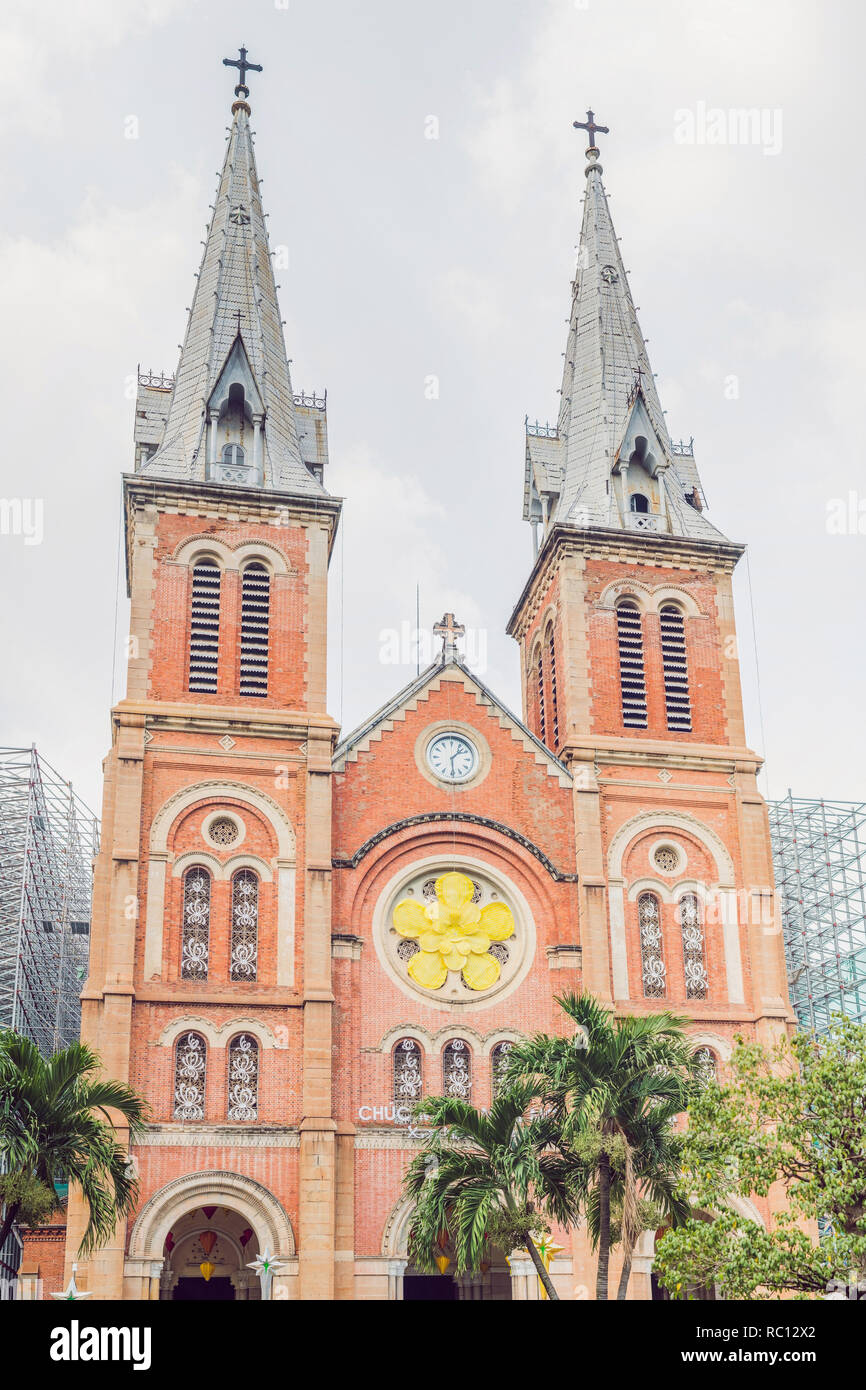 Notre Dame de Saigon cattedrale, costruire nel 1883 nella città di Ho Chi Minh, Vietnam. Foto Stock