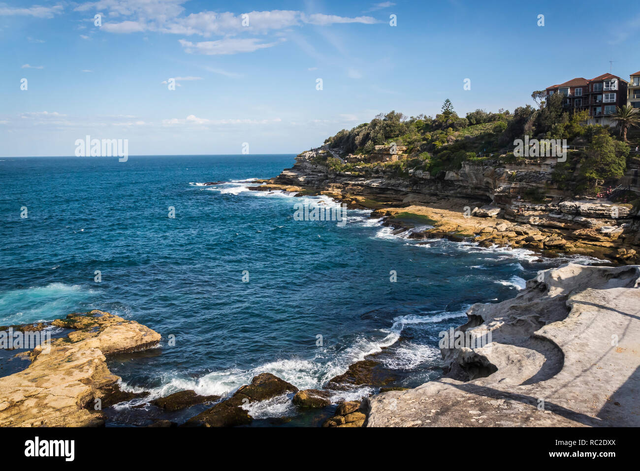 Vista del paesaggio marino da Bondi a Bronte, sentiero costiero, Sydney, NSW, Australia Foto Stock