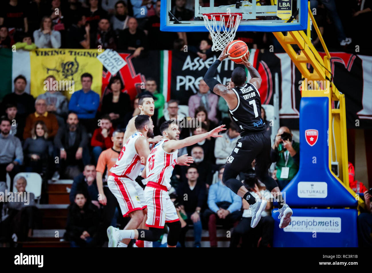 &#Xa9; Maurizio Borserini/Lapresse 13-01-2019 Varese (ITA) Legabasket Serie A Openjobmetis Varese Vs Virtus Bologna Nella foto: Taylor Foto Stock