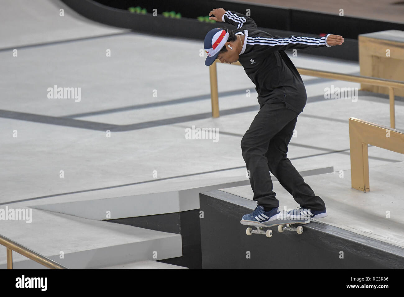 RJ - Rio de Janeiro - 01/13/2019 - SLS nel Campionato del Mondo del mondo Skate a Rio de Janeiro - Finali - Felipe Gustavo concorrente esegue la manovra durante l'uomo finale della tappa brasiliana della Street League World Championship tenutosi a Arena Carioca 1, Barra da Tijuca Zona ovest di Rio de Janeiro. Rio riceve fino a domenica stadio della Street League, la più grande strada dello skateboard nel campionato del mondo. Lo sport ha guadagnato importanza nel National Sports Arena dopo è diventato uno sport olimpico. Foto: Thiago Ribeiro / AGIF Foto Stock