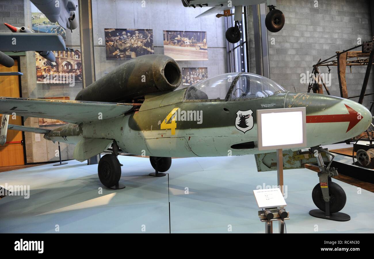 HISTORIA DE LA AVIACION. El Heinkel He 162 Volksjäger. El Segundo caza una reacción en entrar en servicio en la Luftwaffe en la Segunda Guerra Mundial. El más rápido de la primera generación de aviones de reacción, tanto del Eje como de los Aliados. Deutsches Technikmuseum. Berlino. Alemania. Foto Stock