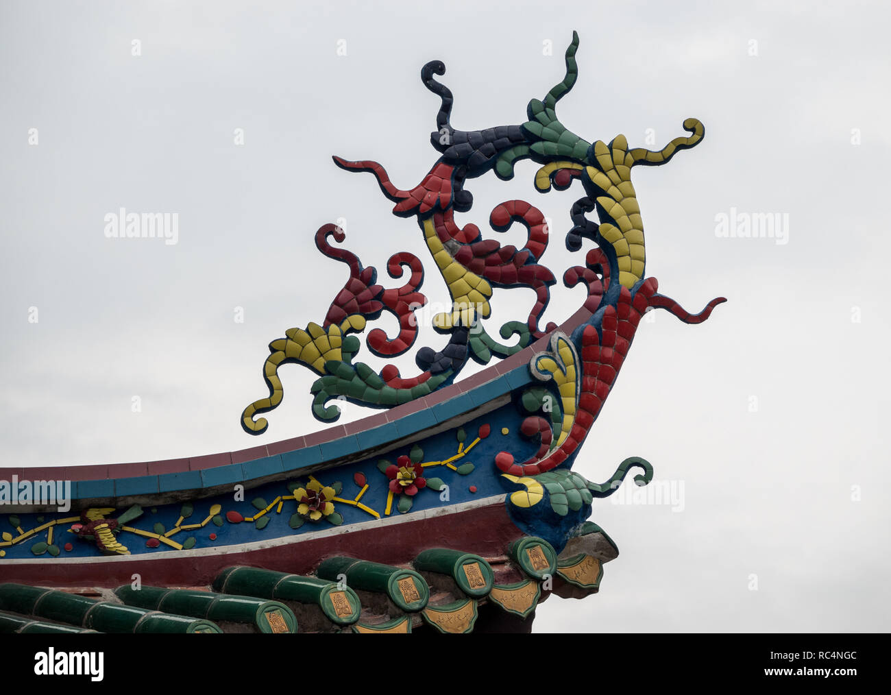 Il carving dettagli su Il Tempio di South Putuo o Nanputuo a Xiamen Foto Stock