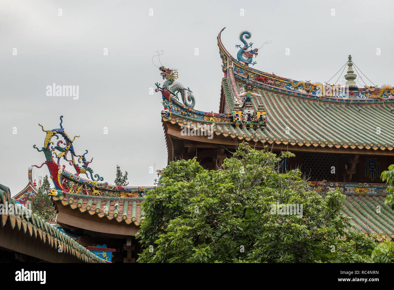 Il carving dettagli su Il Tempio di South Putuo o Nanputuo a Xiamen Foto Stock