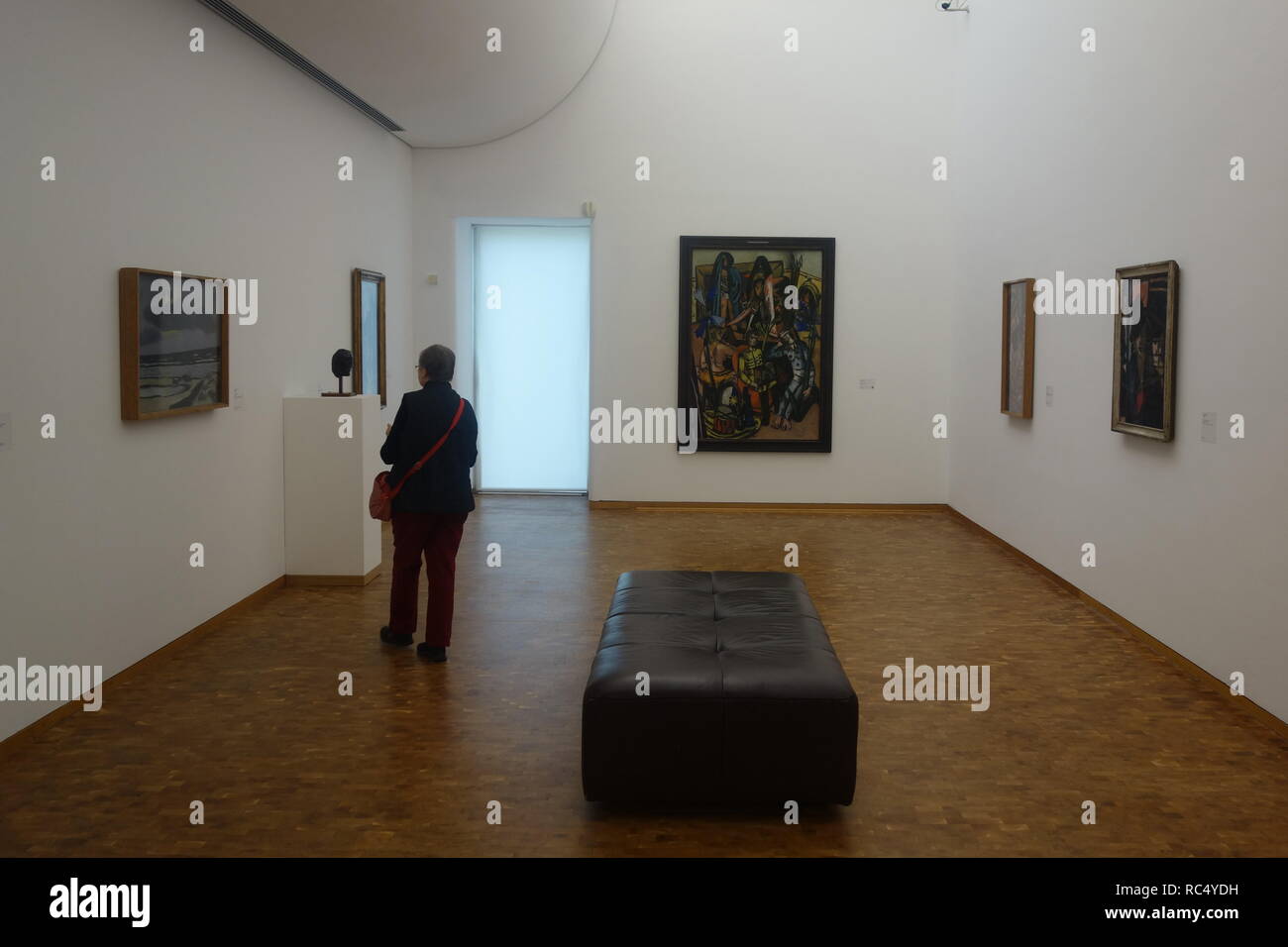 Una donna matura opinioni dipinti al museo Ludwig di Colonia. Foto Stock