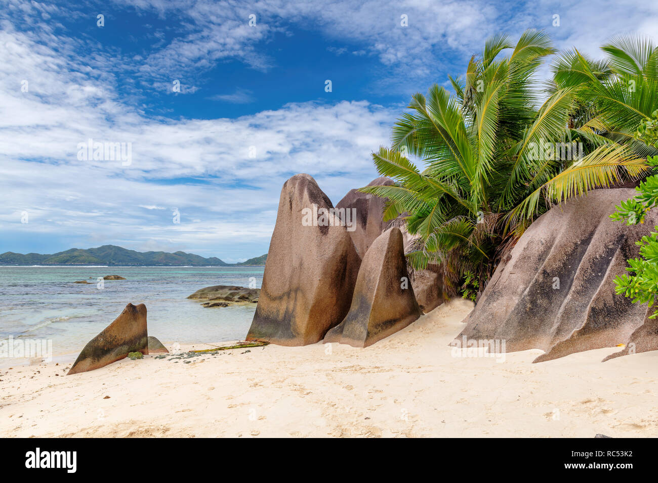 Esotica spiaggia su Seychelles, Anse Source d'Argent, La Digue Island. Foto Stock
