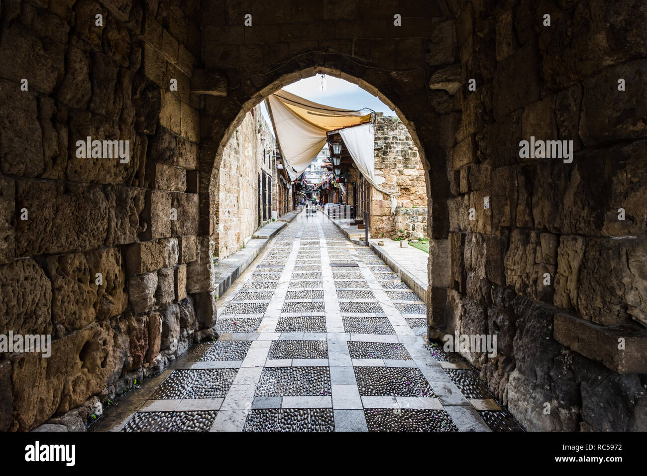 Porta d'ingresso di Byblos souk, Jbeil, Libano Foto Stock