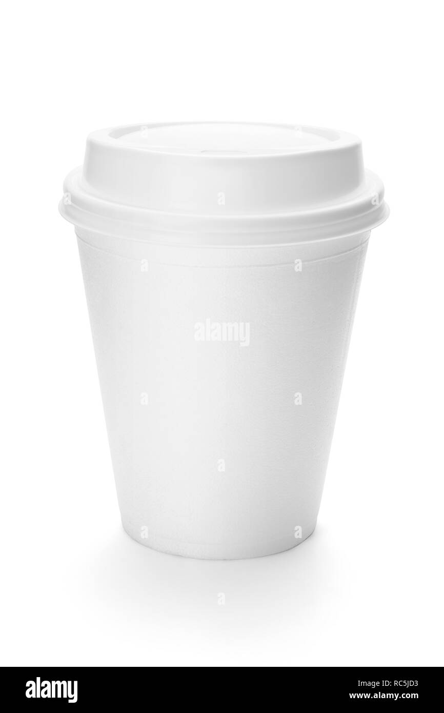 Libro bianco tazza da caffè con parte superiore in plastica, isolata su uno sfondo bianco, percorso di clipping incluso. Foto Stock