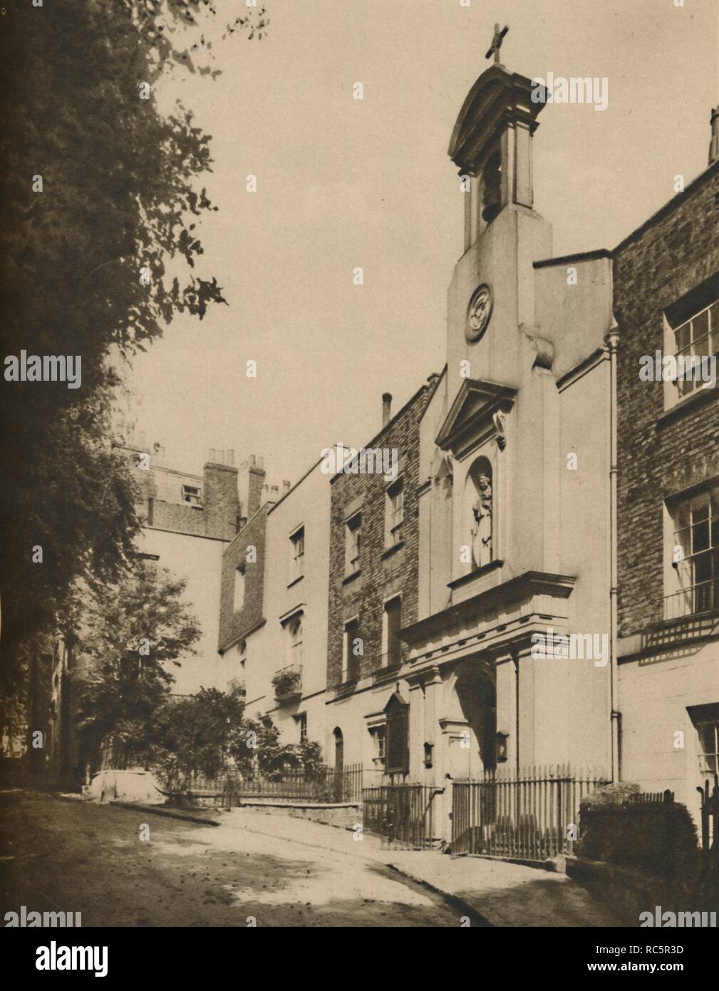 "Holly Place, una tranquilla By-Way sul lato di Hampstead Hill', C1935. Creatore: sconosciuto. Foto Stock