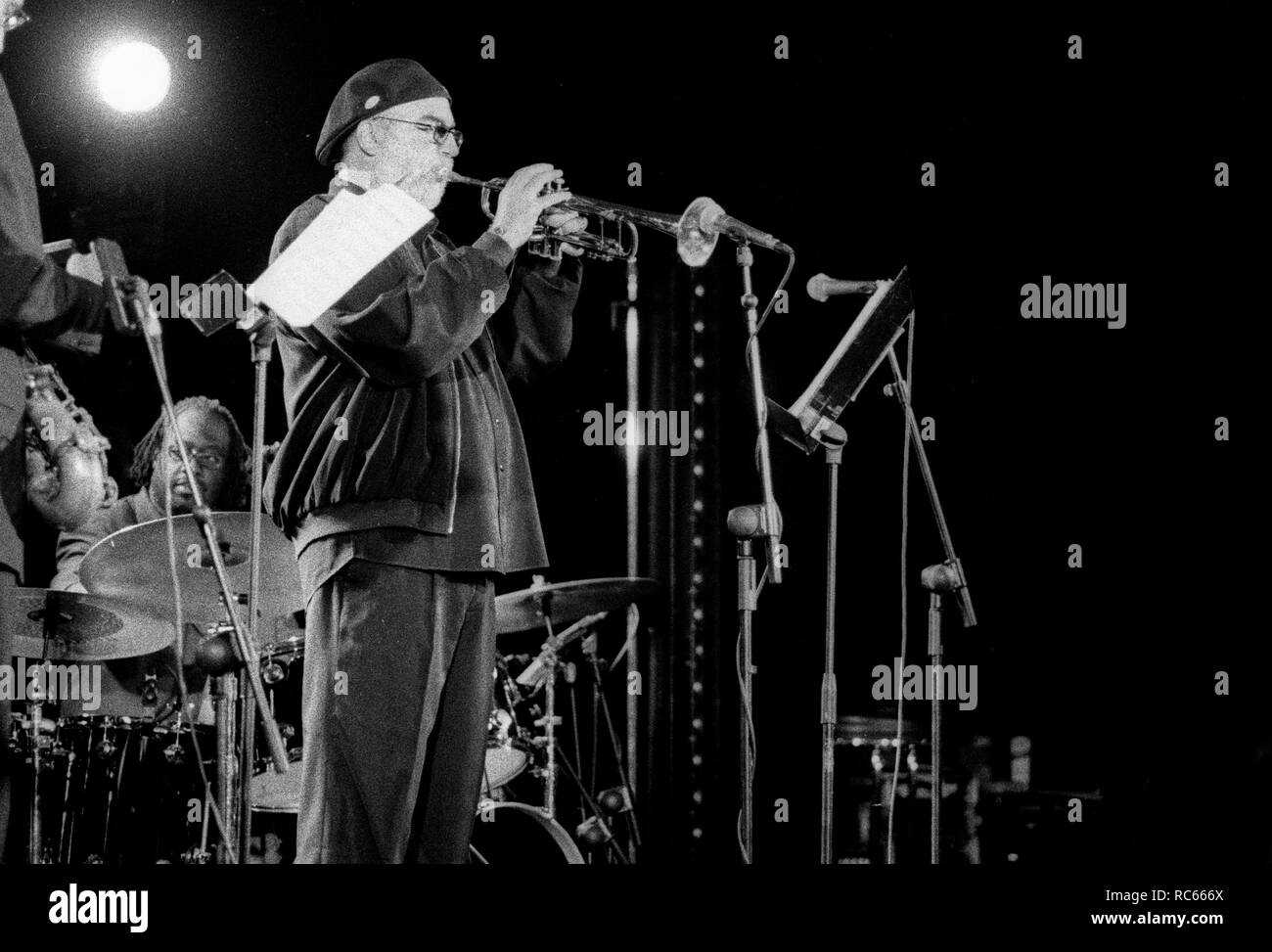 Randy Brecker, Brecon Jazz Festival, Brecon Galles, Agosto 2001. Autore: Brian O Connor. Foto Stock