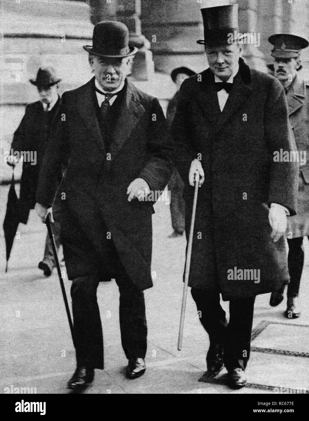 Winston Churchill con Lloyd George a Whitehall, Ottobre 1915 Foto Stock