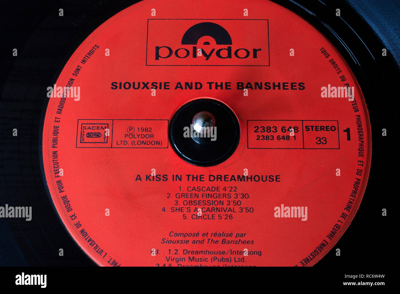 Siouxsie and the Banshees vinile & label - A Kiss in The Dreamhouse album rilasciato (1982) Foto Stock