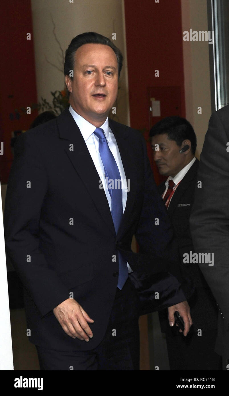 Il Primo Ministro David Cameron e leader dell'UKIP Nigel Farage appaiono sul Andrew Marr Show alla BBC Broadcasting House di Londra dotata: David Cameron dove: Londra, Regno Unito quando: 12 giu 2016 Credit: Steve Finn/WENN Foto Stock