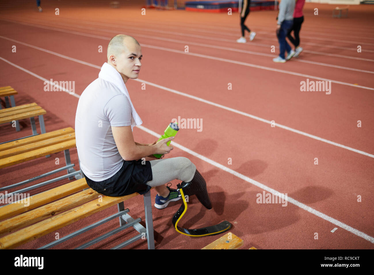 Sportivo dopo il corso di formazione Foto Stock