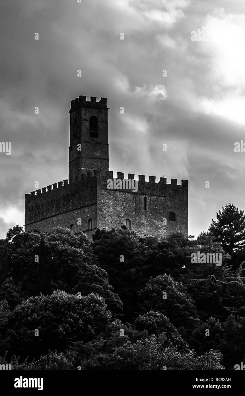 Il Castello di Poppi - vista panoarmic (Toscana) Foto Stock