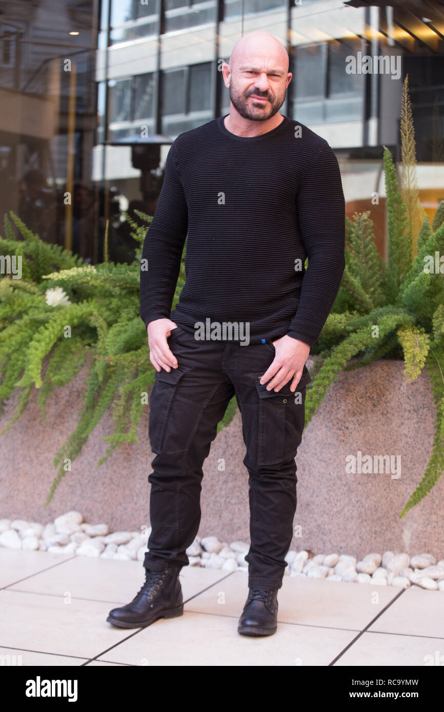 Roma, Italia. Xiv gen, 2019. Cantante Italiano e attore Raiz Photocall del film italiano 'L'Agenzia dei bugiardi' Credit: Matteo Nardone/Pacific Press/Alamy Live News Foto Stock