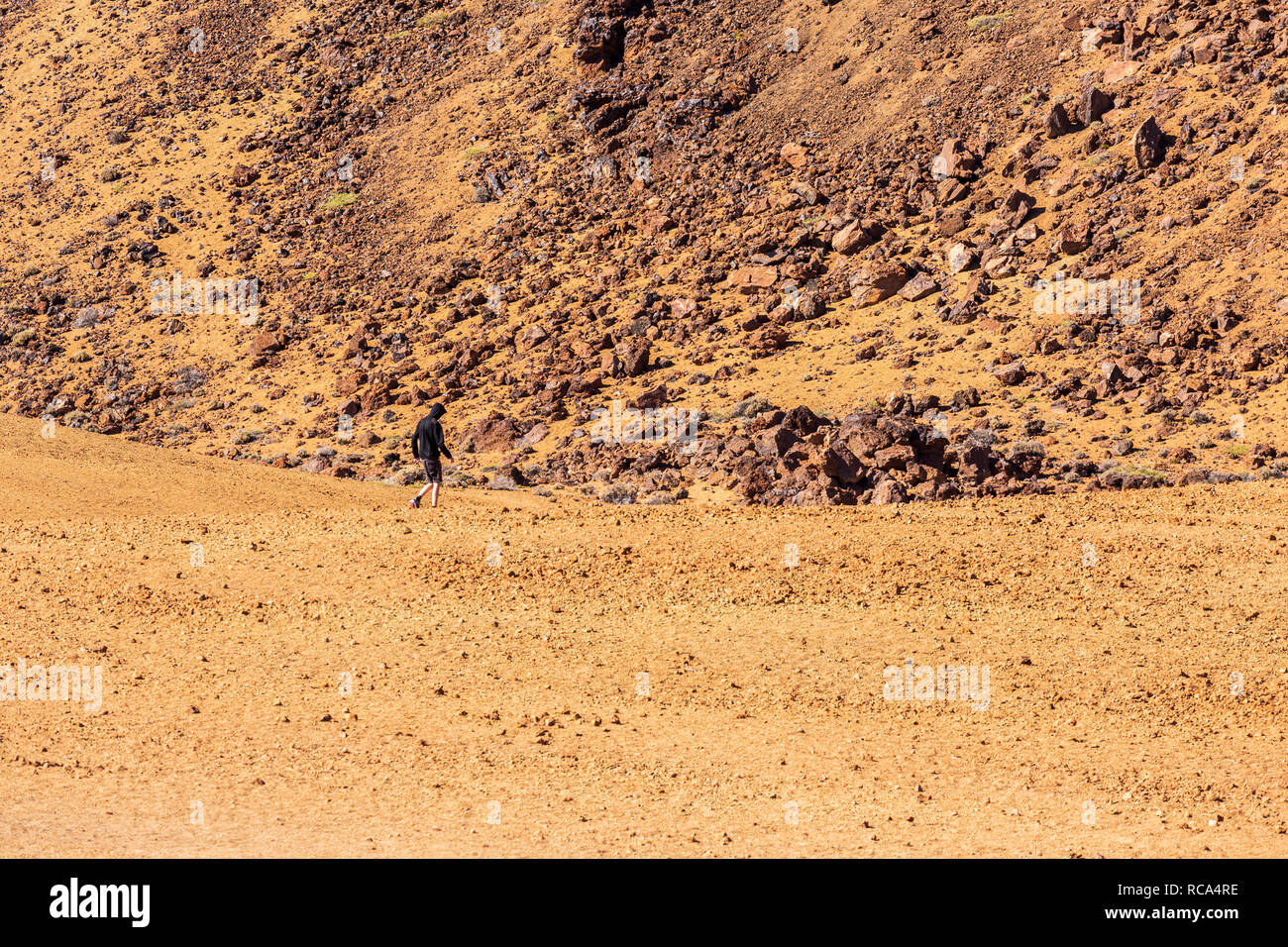 I turisti a visitare Las Minas de San Jose, le miniere di san Giuseppe, nel Las Canadas del Teide national park, Tenerife, Isole Canarie, Spagna Foto Stock