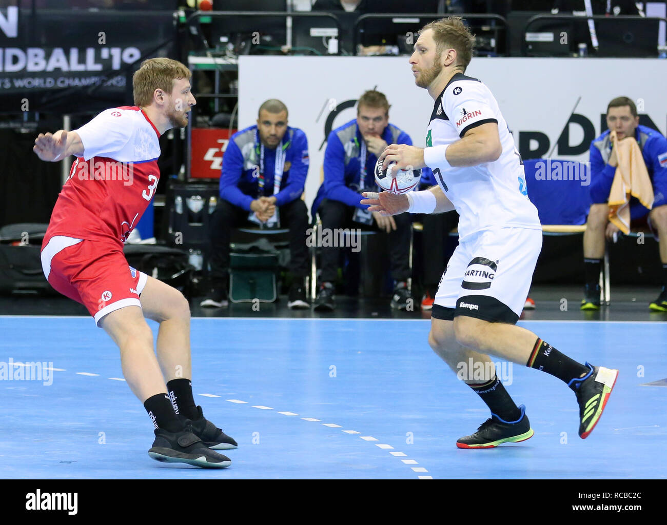 Berlino, Germania. Xiv gen, 2019. Pallamano IHF Uomini del Campionato del Mondo: Russia v Germania. Steffen Weinhold per la Germania Credito: Mickael Chavet/Alamy Live News Foto Stock