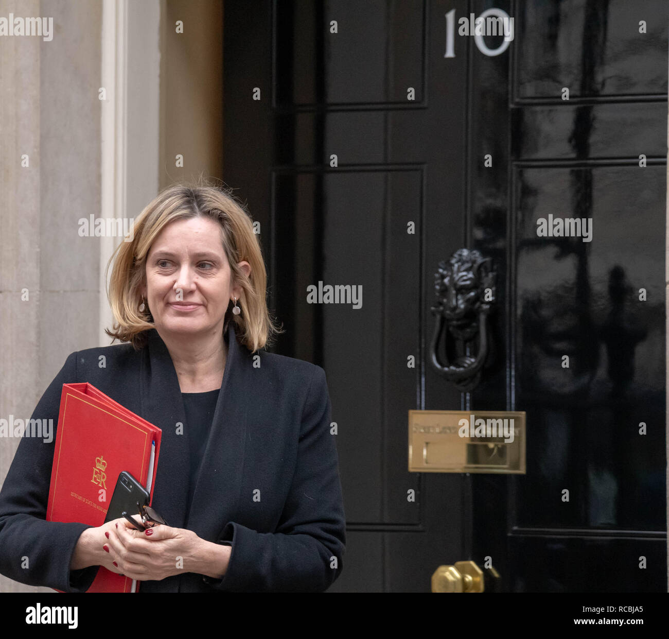 Londra, Regno Unito. Xv Gennaio 2019, Ambra Rudd MP PC il lavoro e le pensioni Segretario lascia una riunione del gabinetto a 10 Downing Street, Londra, Regno Unito. Credit Ian Davidson/Alamy Live News Foto Stock