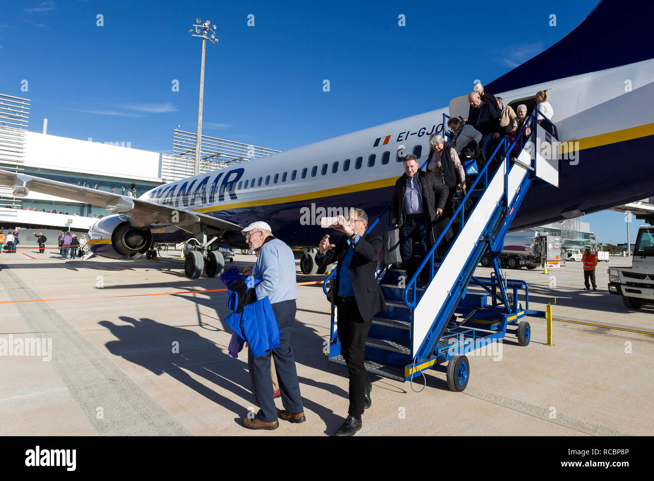 Murcia, Spagna. Il 15 gennaio, 2019. Apertura e orario di arrivo del primo volo all'aeroporto © ABEL F. ROS/Alamy Live News Foto Stock