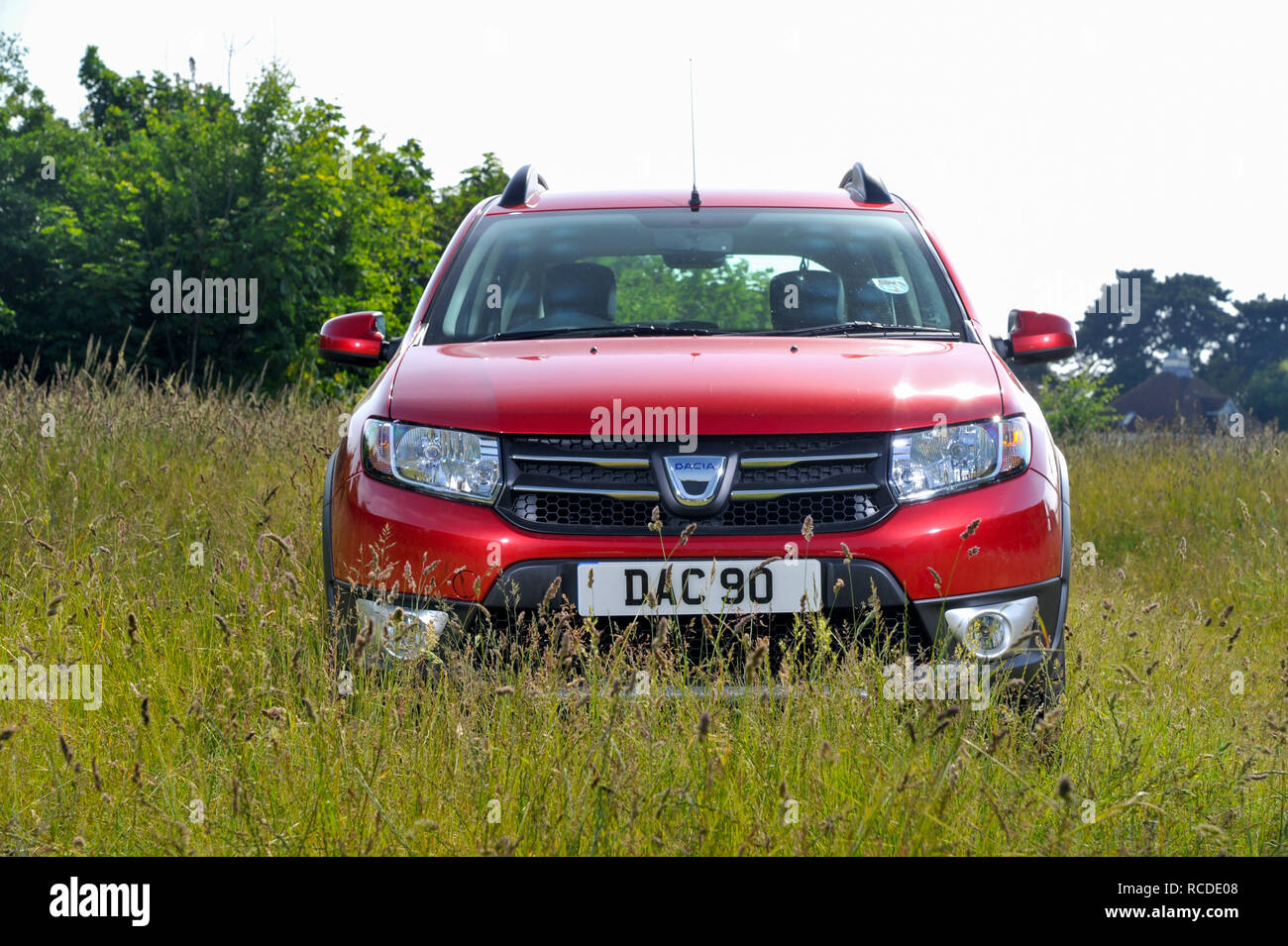 2013 Dacia Sandero Stepway compact soft roader Auto SUV Foto Stock