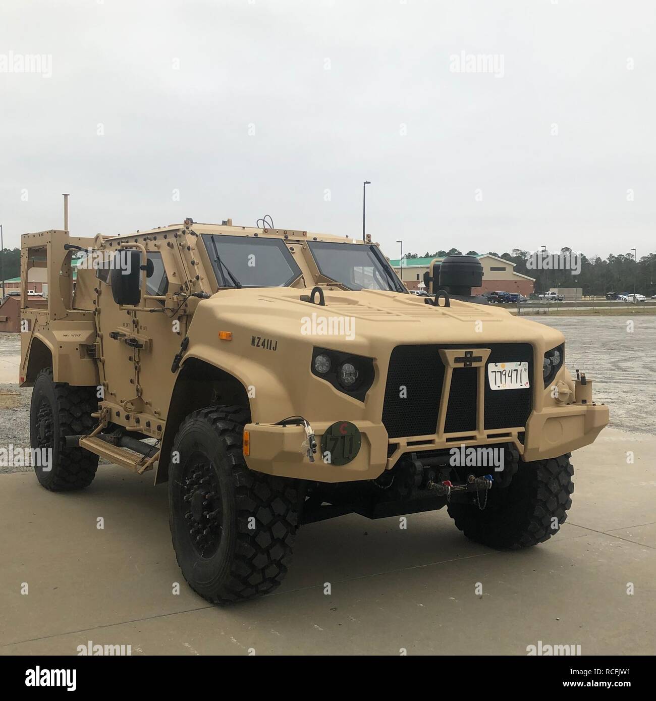 Il primo snodo luce veicoli tattici (JLTVs) arrivano a Fort Stewart, GA., dove saranno schierate dal 1° Brigata corazzate contro la squadra, terza divisione di fanteria. Il nuovo camion rappresentano un significativo successo di modernizzazione per l'esercito e Marine Corps, con il programma sulla via di sostituire molti venerato elevata mobilità multiuso di veicoli a ruote (HMMWV). Foto Stock