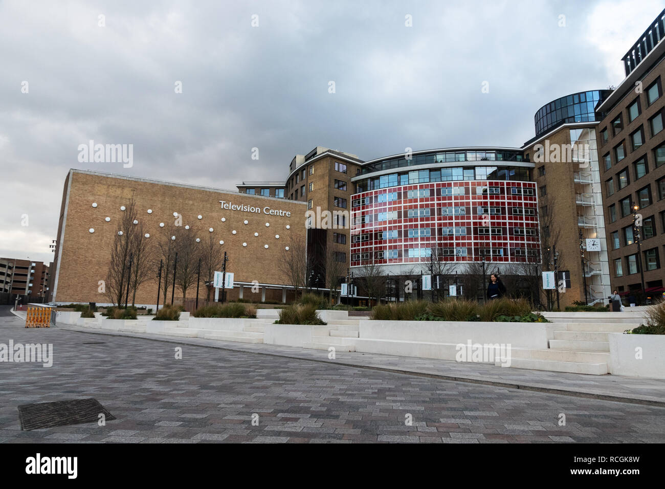 Londra, Inghilterra - Gennaio 2019 : Centro Televisivo, Wood Lane, Città Bianca ex BBC Television Centre) Foto Stock