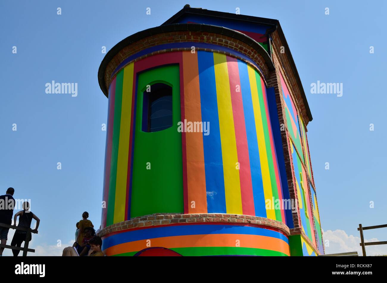 La Morra, provincia di Cuneo, Piemonte, Italia. Il 15 luglio 2018. Nel territorio delle Langhe a La Morra è la cappella della Madonna delle Grazie. Mo Foto Stock