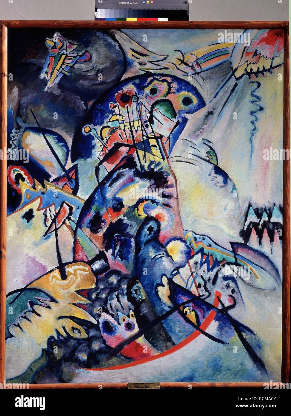 Pettine blu. Museo: State Russian Museum di San Pietroburgo. Autore: Kandinsky Wassily Vasilyevich. Foto Stock