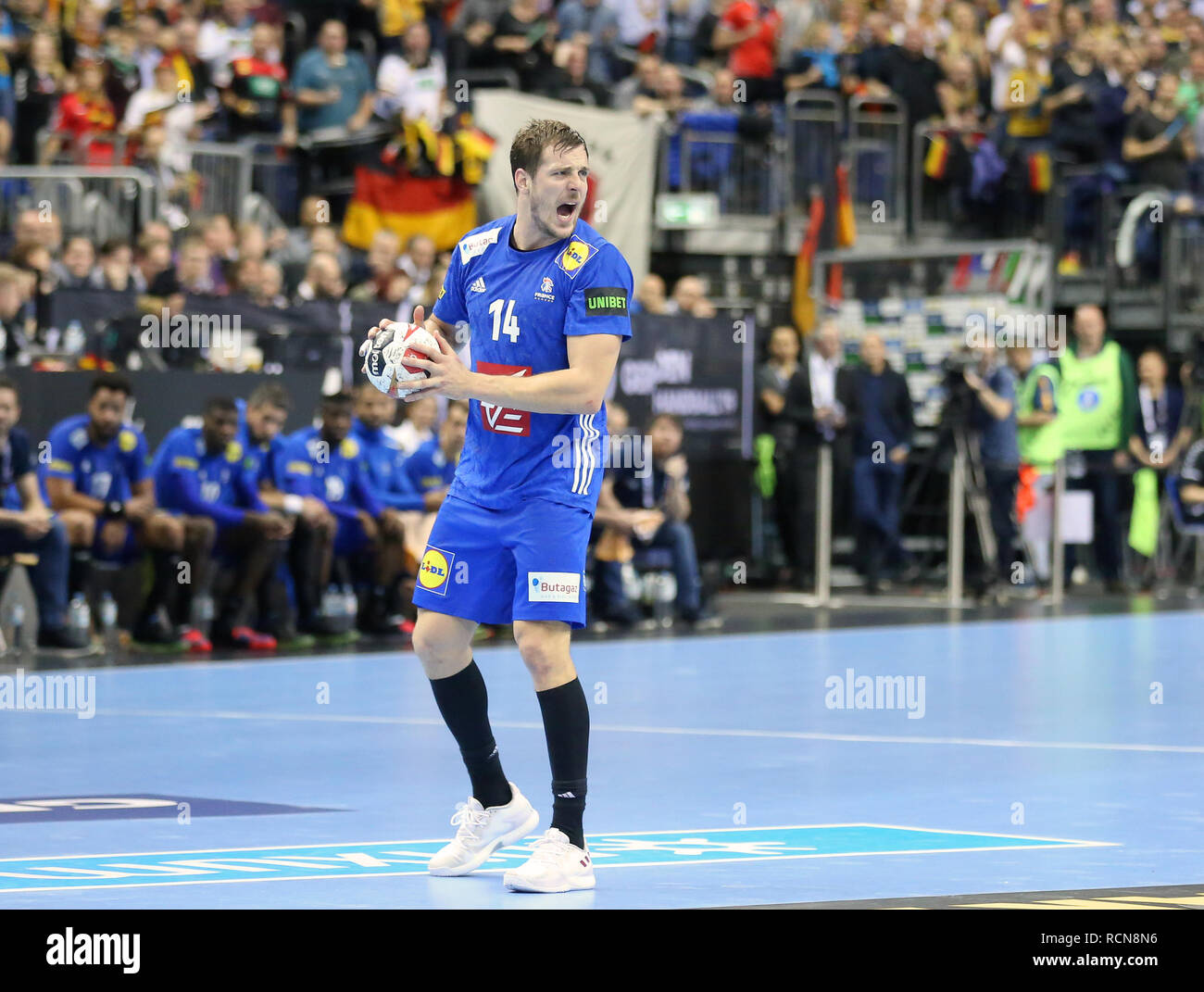 Berlino, Germania. Xv gennaio, 2019.Kentin Mahe per la Francia (14) harangues i suoi compagni di squadra Credito: Mickael Chavet/Alamy Live News Foto Stock