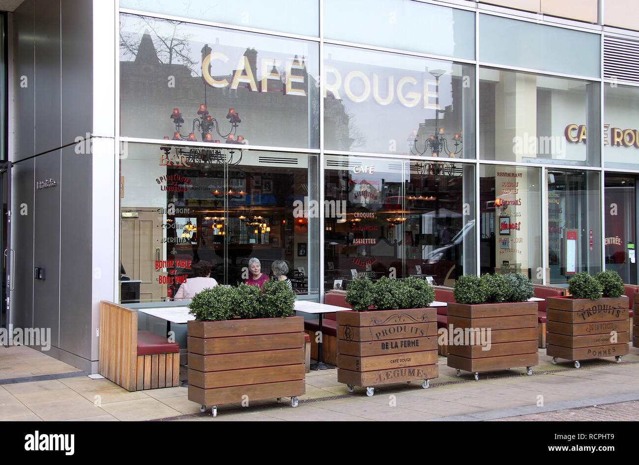 Cafe Rouge nel centro della città di Sheffield Foto Stock