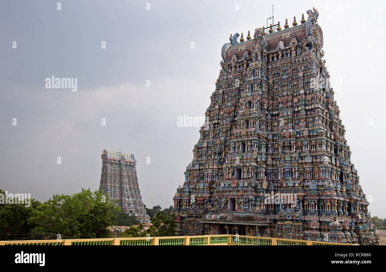 India 2018, Madurai, Sri Meenakshi tempio complesso. Il XVII secolo. Foto Stock