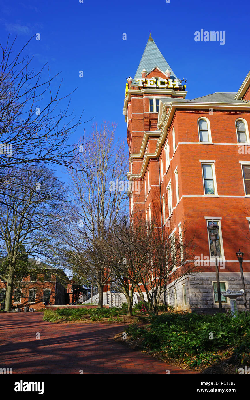 Vista del campus dell'Istituto di Tecnologia della Georgia (Georgia Tech), una delle principali università di ricerca situato in Midtown Atlanta, Georgia Foto Stock