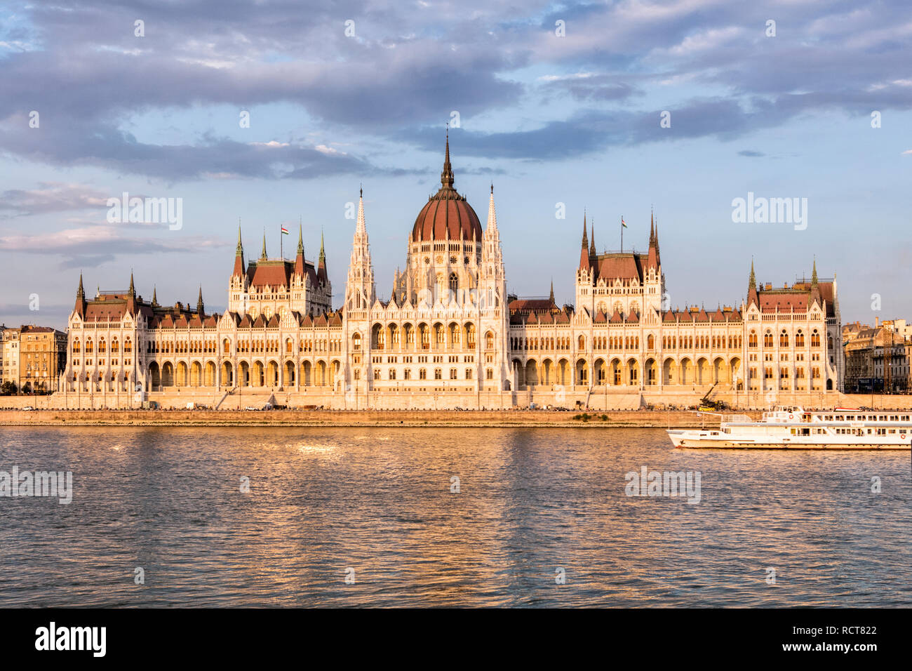 Parlamento ungherese edificio in Budapest Foto Stock