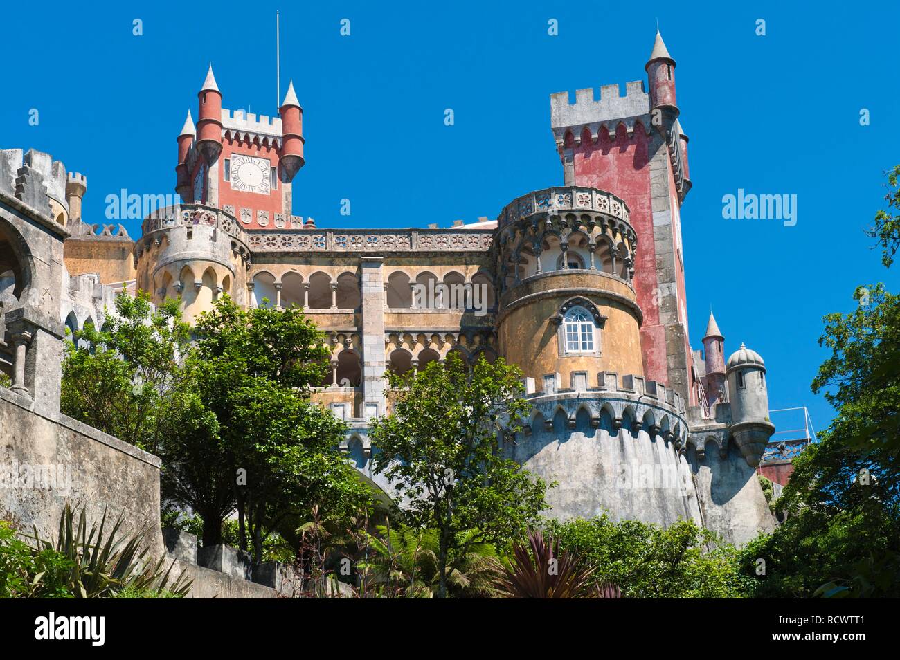 Palacio da Pena, Sintra, Sito Patrimonio Mondiale dell'Unesco, Lisbona, Portogallo, Europa Foto Stock
