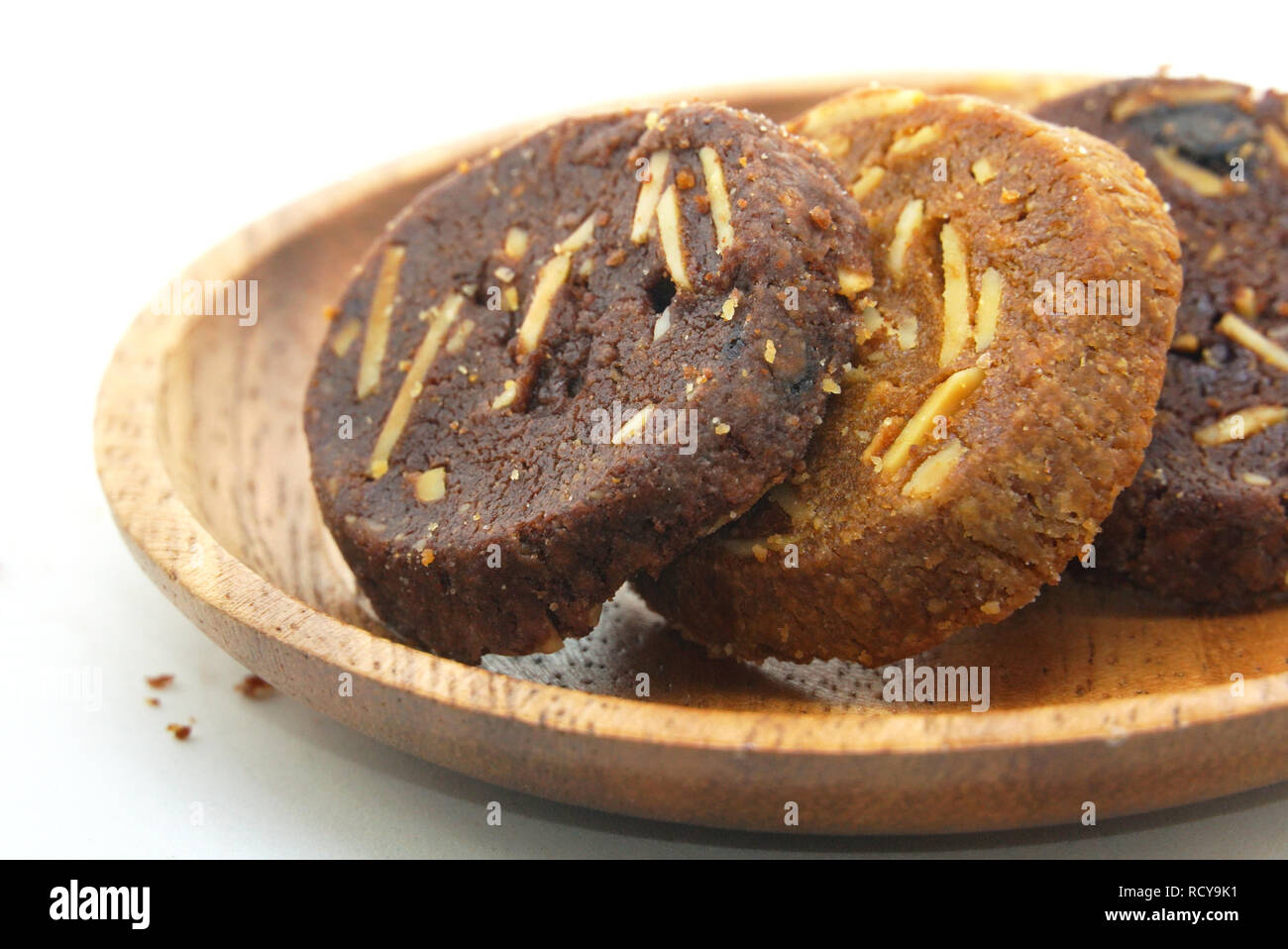 Gruppo di cookie sul disco per legno Foto Stock