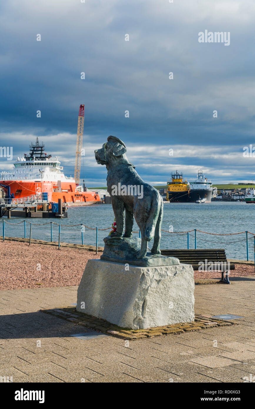 Montrose porto, navi, Angus, Scotland Regno Unito Foto Stock