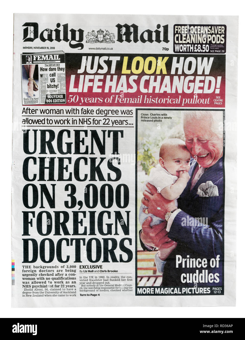 La prima pagina del Daily Mail dal 19 novembre 2018 con la storia che 3000 medici del Regno Unito sono stati verificati dopo la non-medico qualificato lavoro trovato Foto Stock