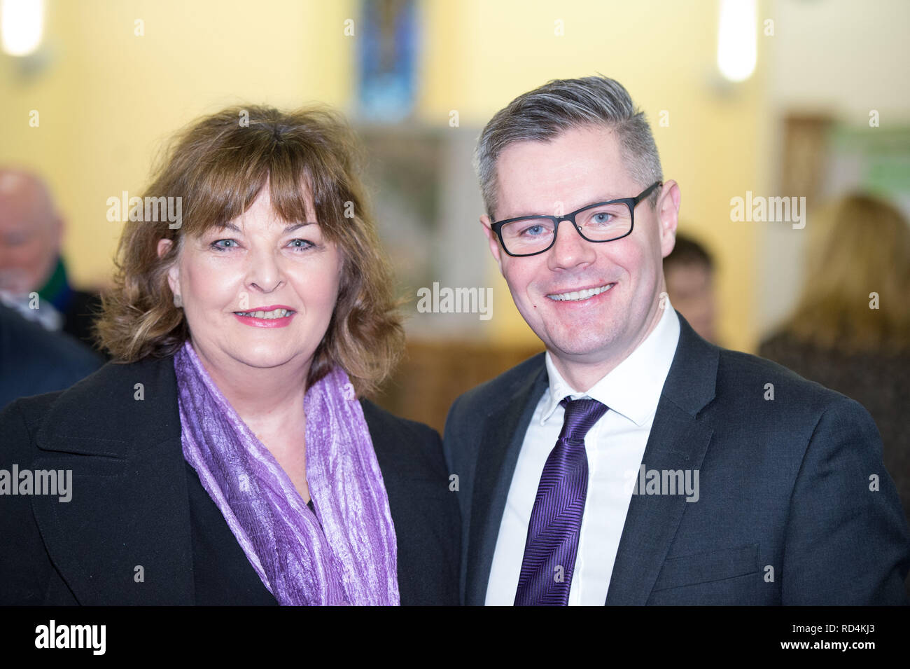 Winchburgh, West Lothian UK - 17 gennaio 2019. Il segretario delle finanze Derek Mackay incontra gli sviluppatori, West Lothian Consiglio e le altre parti interessate presso il Villaggio Winchburgh sito. Più di 3 mila nuove case nonché la relativa infrastruttura, aree comunitarie e le scuole sono ad essere costruito in Winchburgh, West Lothian - creazione di uno del Regno Unito è più grande di alloggiamento legati a progetti di infrastrutture. Credito: Colin Fisher/Alamy Live News Foto Stock