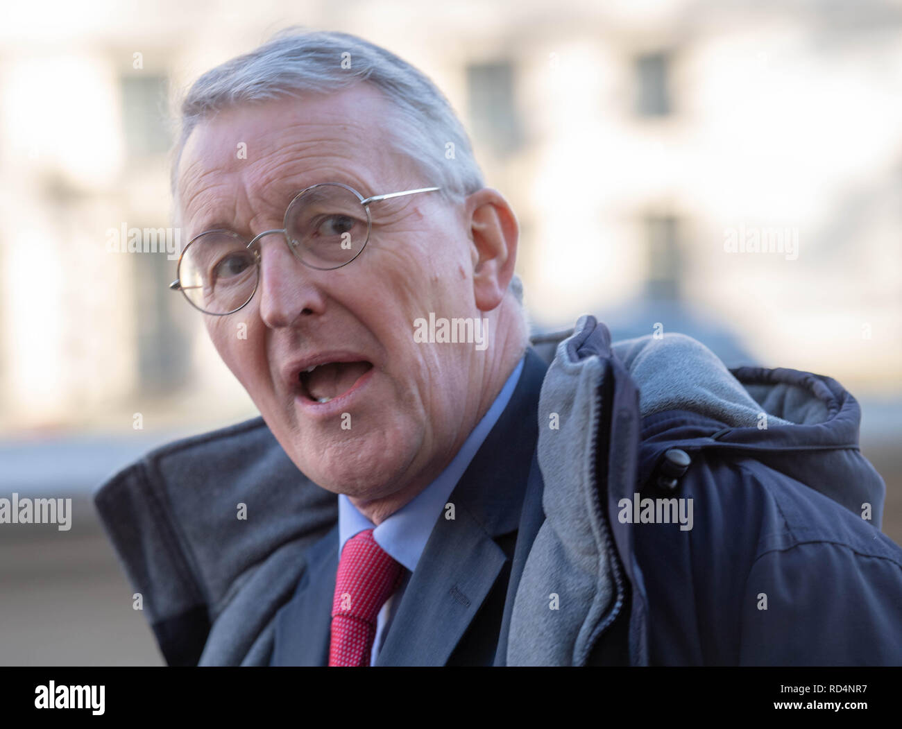 Londra, Regno Unito. 17 gen 2019. La manodopera MP, Hilary Benn, presidente della commissione parlamentare per uscire l'Unione europea arriva in ufficio di Gabinetto per colloqui sul credito Brexit: Ian Davidson/Alamy Live News Foto Stock