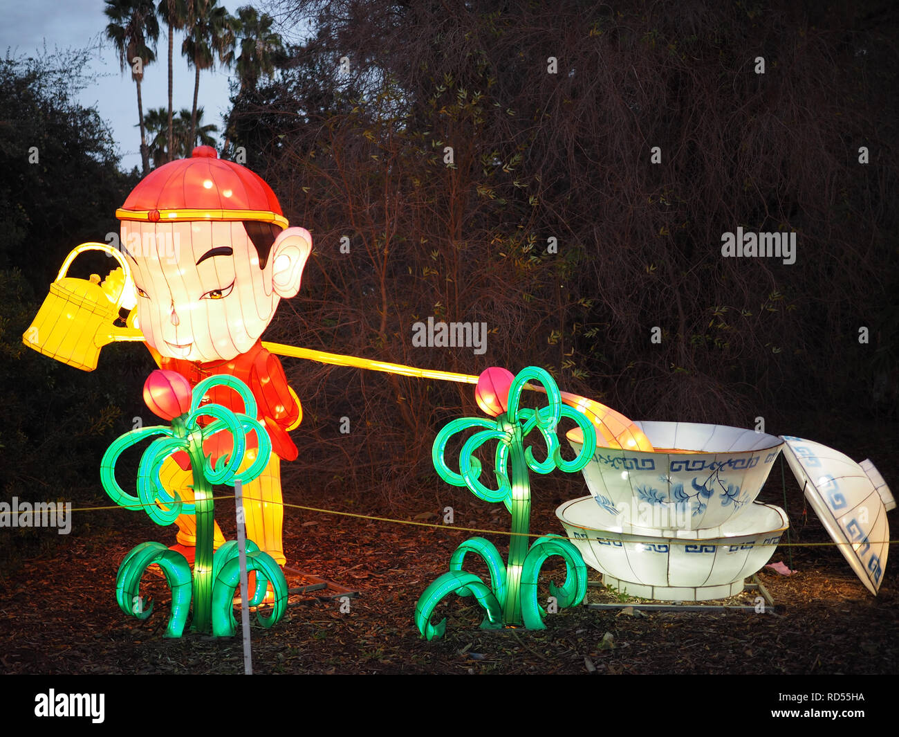 Bambola cinese lanterna a Los Angeles Arboretum, CA Foto Stock