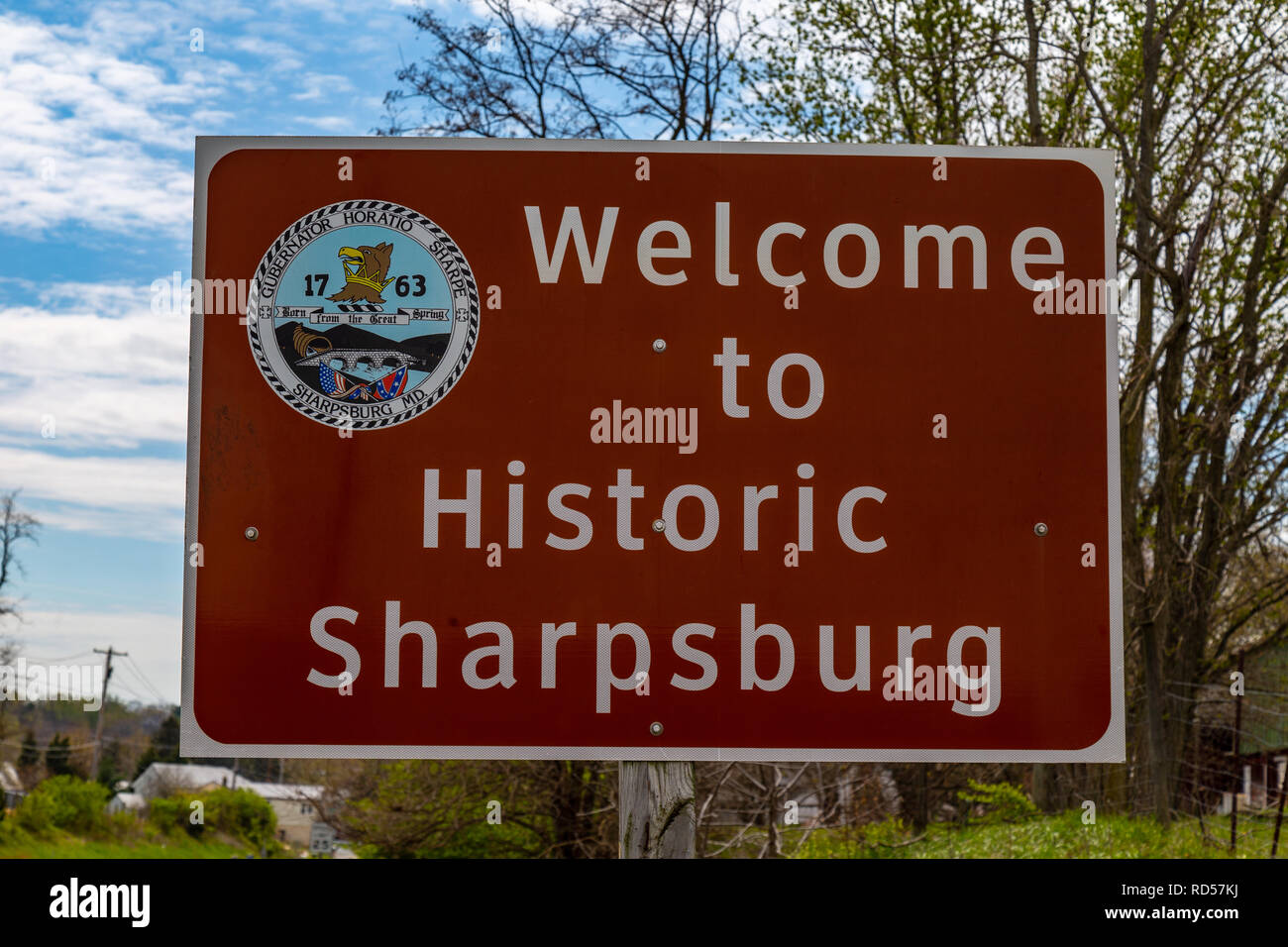 Sharpsburg, MD, Stati Uniti d'America - 10 Aprile 2016: Benvenuti a Sharpsburg storico segno. Foto Stock